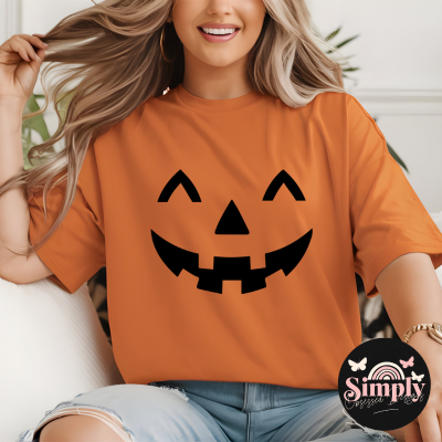 Jack-O’-Lantern Face T-Shirt – Comfort Colors – Halloween Pumpkin Tee – Fall Graphic Shirt
